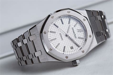 15400 white dial
